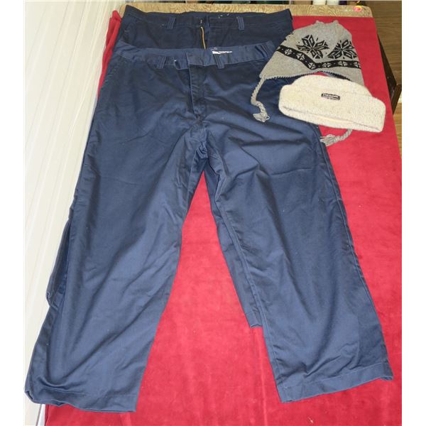 2 Pairs Like New Pants + 2 Toques