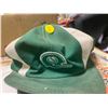 Image 2 : Saskatchewan Roughriders Hat + Flag