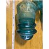 Image 2 : (11) Insulators