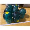 Image 1 : (7) Insulators