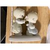 Image 3 : "Precious Moments" Sisters decorative Pieces