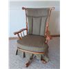 Image 2 : Rocking chair and side table Cat C
