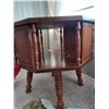 Image 2 : Hexagon shaped end table and Knowels Plates Cat C