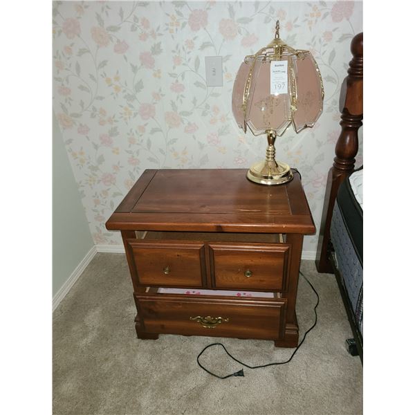 Bedside table And Lamp Cat C