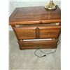 Image 4 : Bedside table And Lamp Cat C