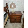Image 1 : Bedside table And Lamp Cat C
