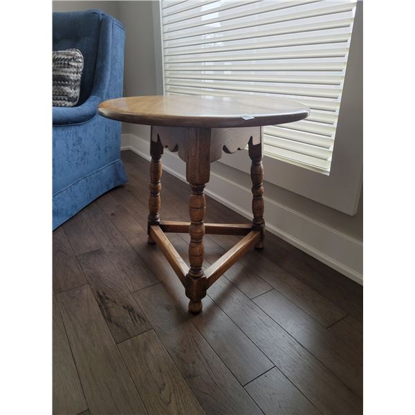 Round Side Table 26" Diameter 2' High