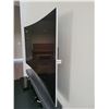 Image 2 : 55" Curved Samsung Flatscreen TV with Wall Mount