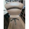 Image 3 : Brown Office Chair on Wheels
