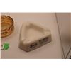 Image 2 : Glass Ashtrays - Esso Milk Glass, Las Vegas, Advertisment