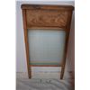 Image 5 : Vintage Wooden/Glass Washboard from BC
