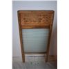Image 6 : Vintage Wooden/Glass Washboard from BC