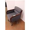 Image 2 : Office Chair (Rotating)