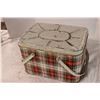 Image 2 : Metal Picnic Basket Tin