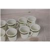 Image 2 : (2X THE MONEY) Pyrex Coffee Mugs 8 Mugs Green