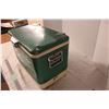 Image 4 : Vintage Coleman Green Cooler
