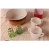 Image 3 : Pyrex Dishes and Glass Bowls Salt and Pepper Shakers