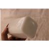 Image 3 : Milk Glass Salt and Pepper Shakers