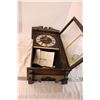 Image 2 : 31 Day Wall Hanging Clock With Key and Pendulum