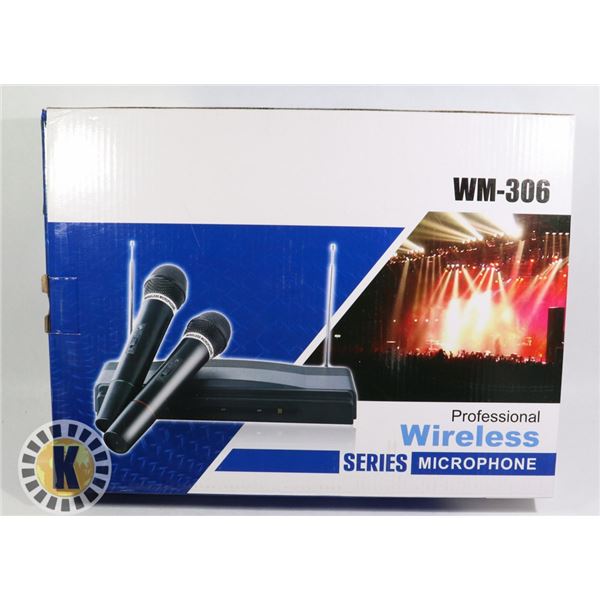 DUAL MICROPHONE WIRELESS WITH TRANSMITTER
