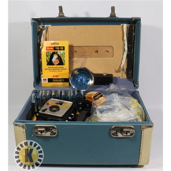 CADET VINTAGE CAMERA SET WITH KODAK COLOR II