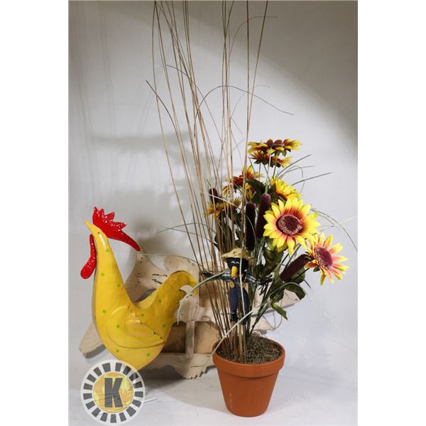 ESTATE BOX OF HOME DECOR