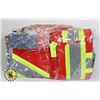 Image 1 : LOT OF 2 TRAFFIC SAFETY VESTS
