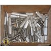 Image 1 : BOX OF ASSORTED STEEL HINGES