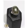 Image 1 : 11)  NATURAL OVAL LABRADORITE SIZE 8 RING WITH