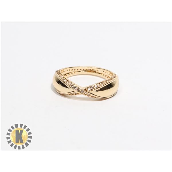14)  18 KT GOLD PLATED MATTE FINISH CRISS CROSS