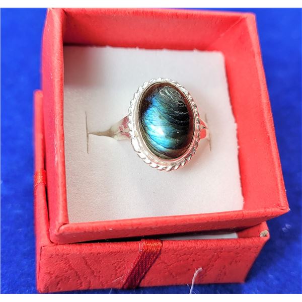 10)  NATURAL OVAL LABRADORITE RING SET IN 925