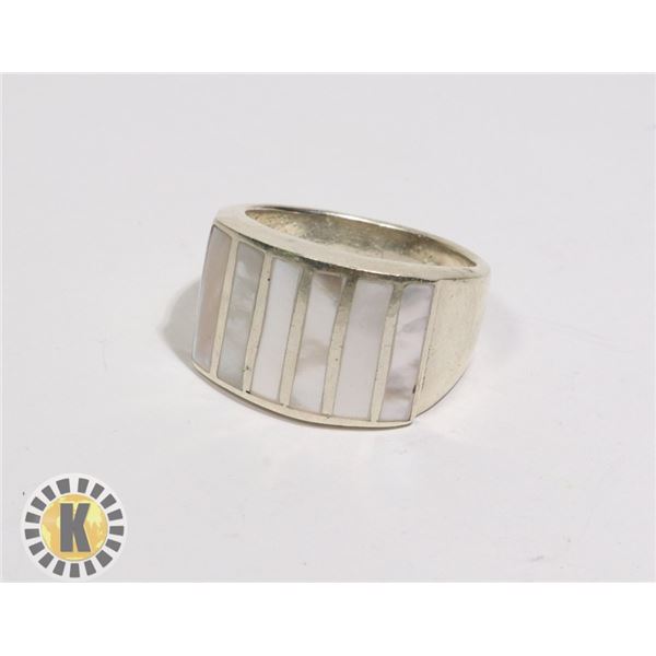 925 SILVER RING WITH PEARL INLAY
