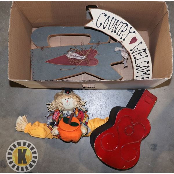 BOX OF HOME DECORATIVE ITEMS