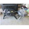 Image 1 : Small Counter Top Gas BBQ