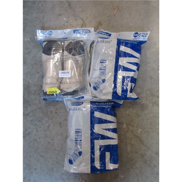 3 New Packs of 6 Pairs of Men's Outdoor Socks