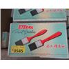 Image 1 : 4 Dozen New 1.5" Utility Paint Brushes