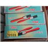 Image 1 : 8 Dozen New 1/2" Utility Paint Brushes