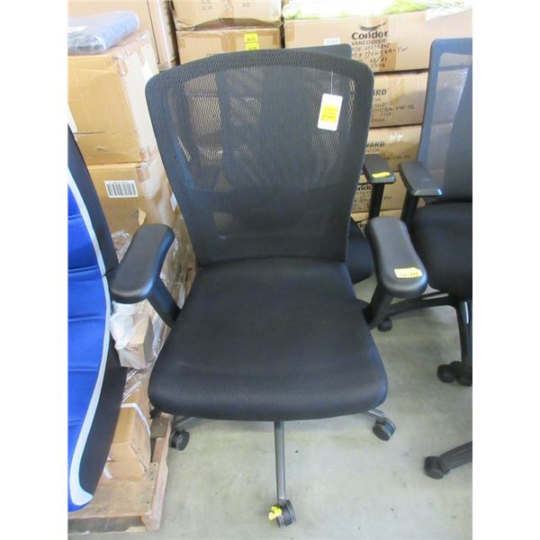 New Mesh Back Office Chair with Lumbar Support