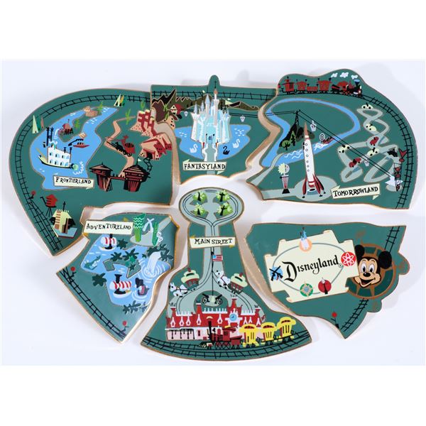 Disneyland Cast Exclusive LE Map Pin