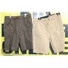 Image 1 : 2 PAIRS OF SHORTS SIZE 32 BROWN AND BEIGE