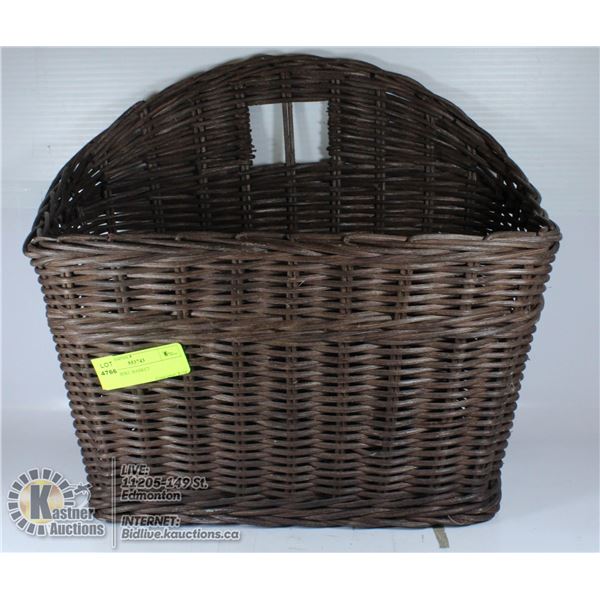 WICKER BIKE BASKET