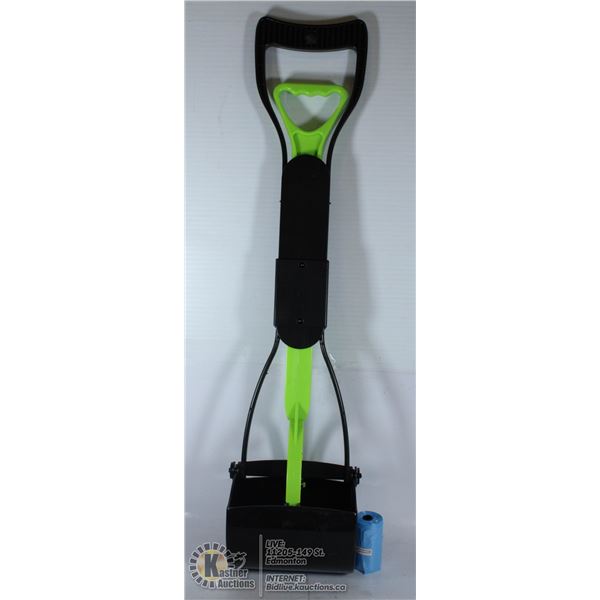 COLLAPSIBLE SCOOPER