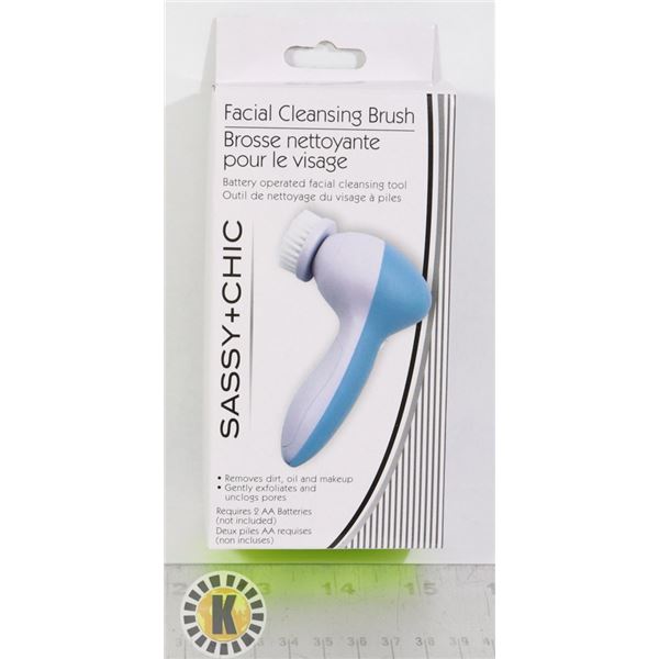 NEW FACIAL CLEANSING BRUSH
