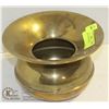 Image 1 : ANTIQUE SPITOON BRASS