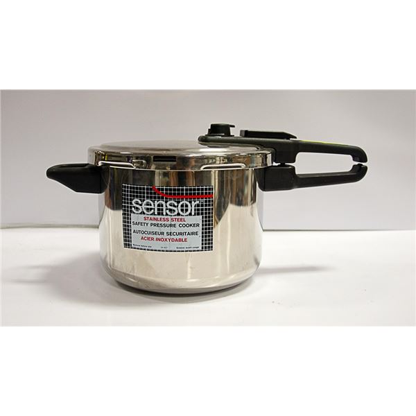PRESSURE COOKER