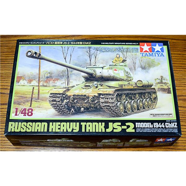 1:48 TAMIYA RUSSIAN HEAVY TANK JS-2 NIB