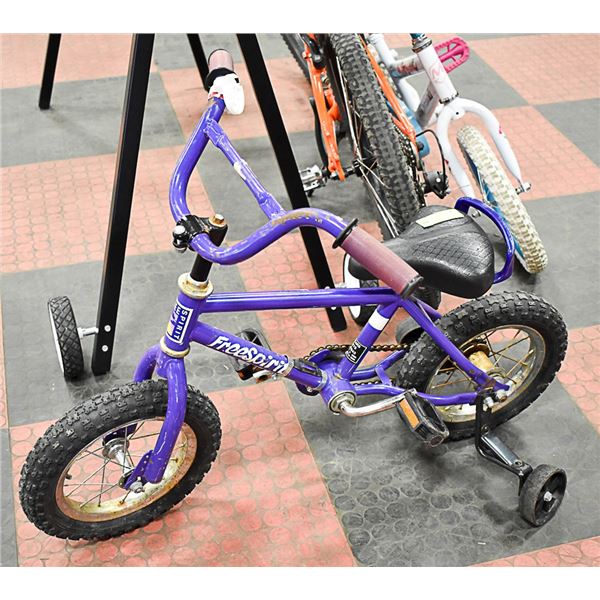 FREE SPIRIT PURPLE BIKE WITH TRAINING WHEELS