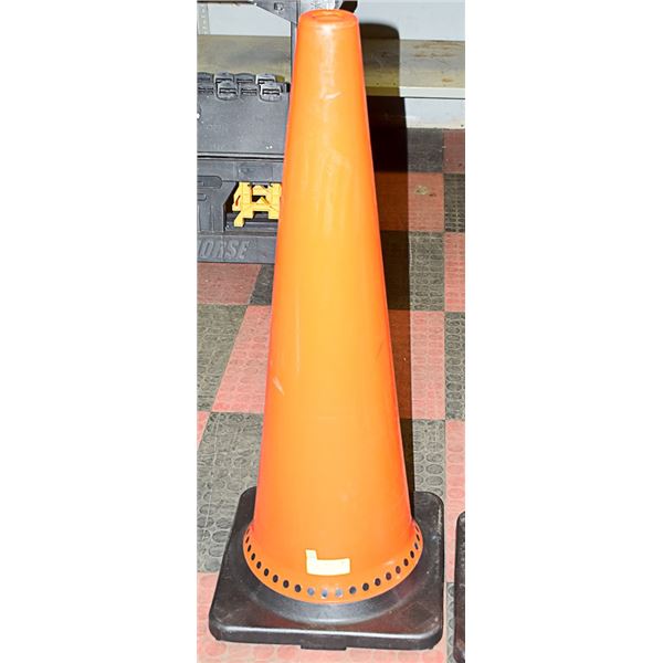 3 FT PYLON