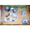 Image 1 : FLAT OF ASSORTED BLUE/WHITE GLASS/DECOR