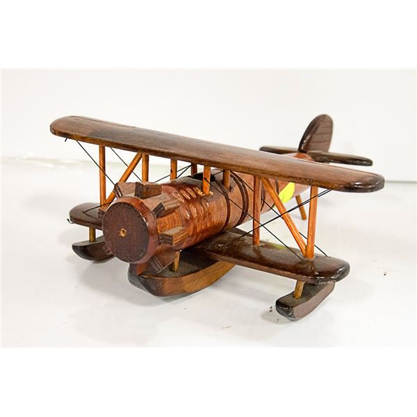 WOODEN PLANE